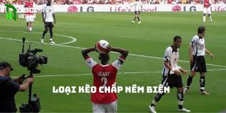Cách Chơi Kèo Ném Biên Bóng Đá Dành Cho Người Mới