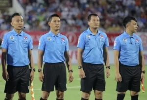 Trợ Lý Trọng Tài Bóng Đá Và Vai Trò Quan Trọng Trong Trận Đấu